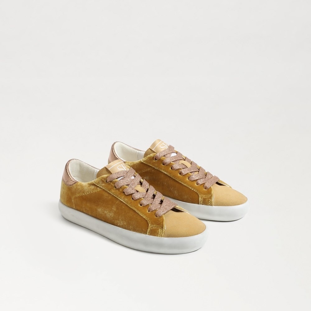 Sam Edelman Kids Sneakers in Tan and Cream